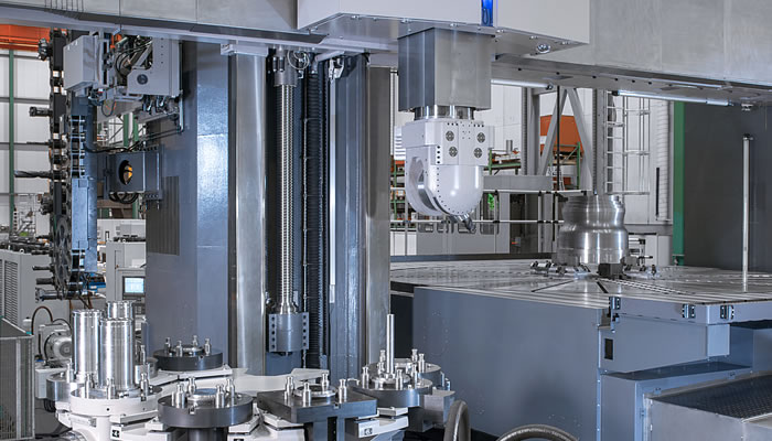 Maximum efficiency: automatic change of machining units and tools